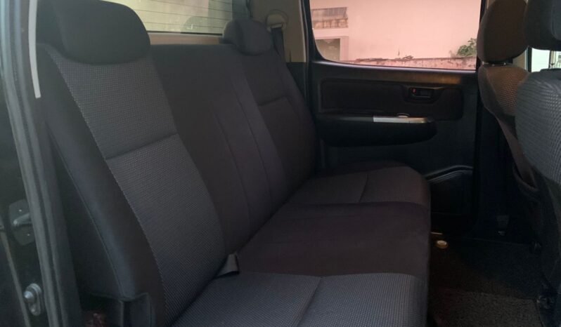 
								TOYOTA HILUX VNT STD MANUAL D/CAB 2.5 (M) full									