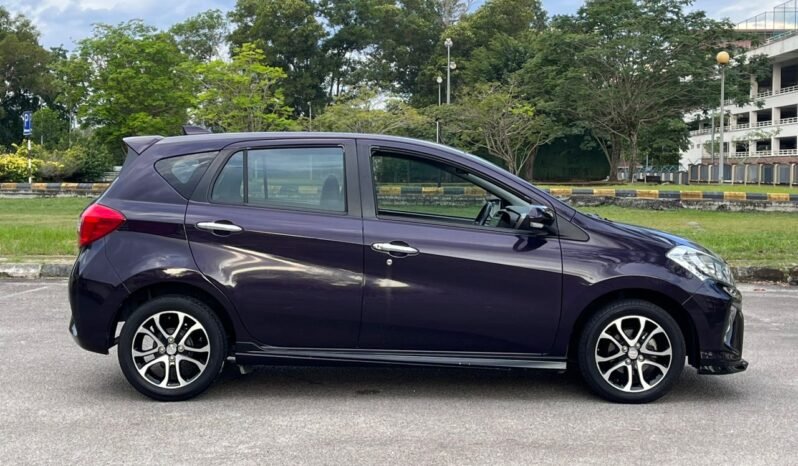 
								PERODUA MYVI AV 1.5 AT full									