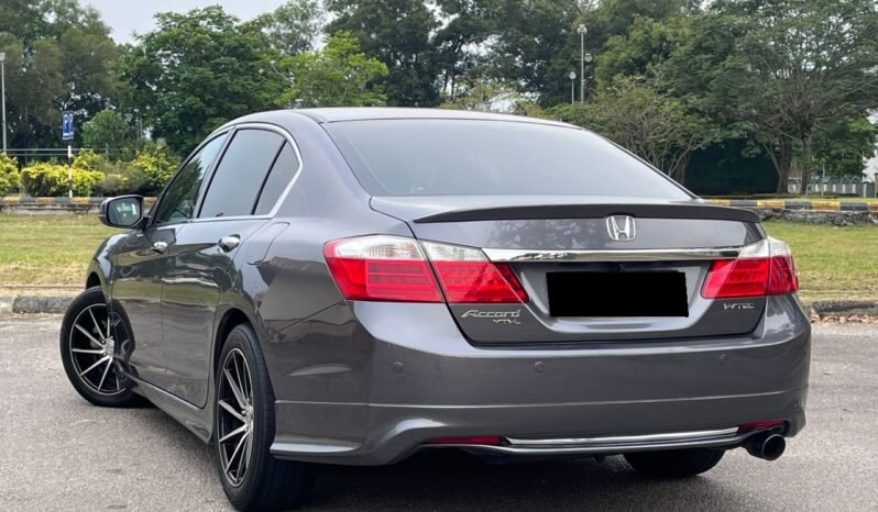 
								HONDA ACCORD 2.0L VTIL full									