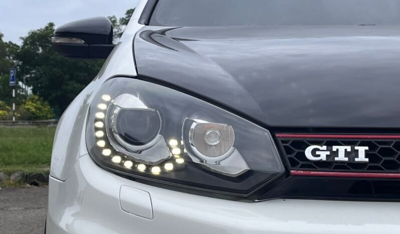 
								VOLKSWAGEN GOLF GT-I 2.0(A) full									