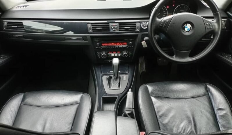 
								BMW 320I 2.0 (A) full									