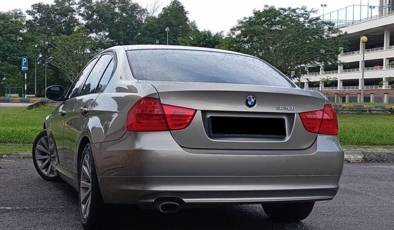 
								BMW 320I 2.0 (A) full									