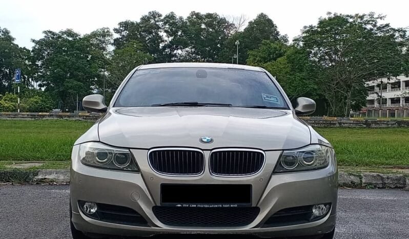 
								BMW 320I 2.0 (A) full									