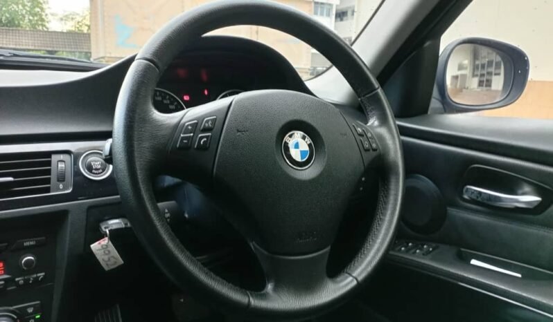 
								BMW 320I 2.0 (A) full									