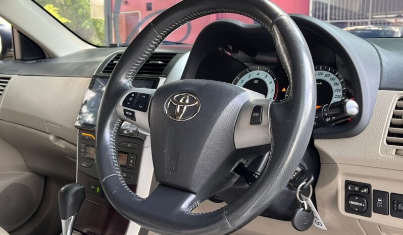 
								TOYOTA COROLLA ALTIS 2.0V (A) full									