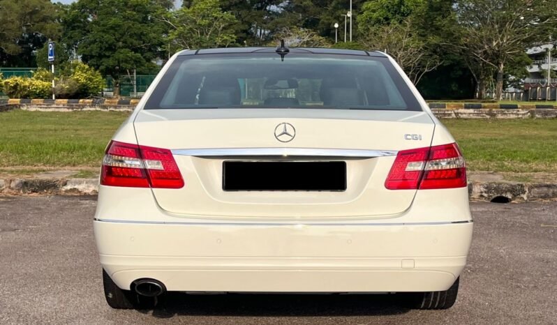 
								MERCEDES BENZ E250 (A) full									