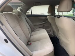 
										TOYOTA COROLLA ALTIS 1.8E full									