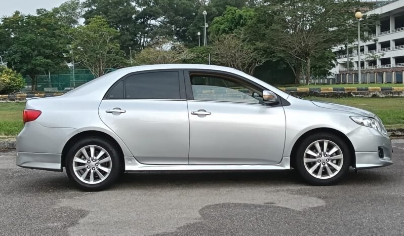 
								TOYOTA COROLLA ALTIS 1.8G full									