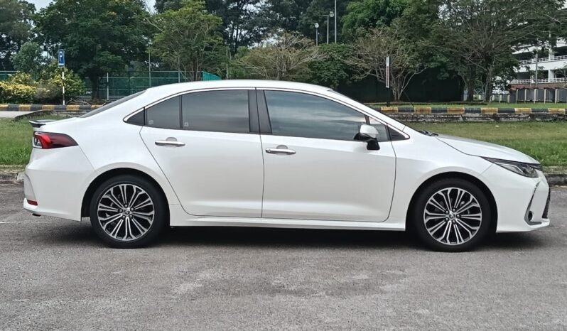 
								TOYOTA COROLLA ALTIS 1.8G (AT) full									