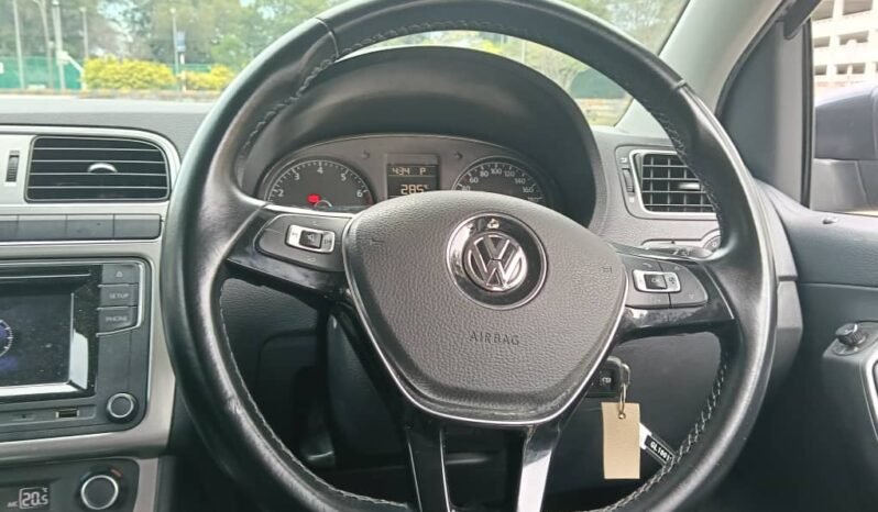 
								VOLKSWAGEN POLO 1.6 HATCHBACK (A) full									