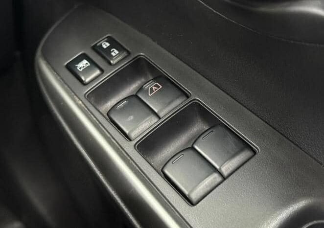 
								NISSAN ALMERA 1.5 VL (A) full									