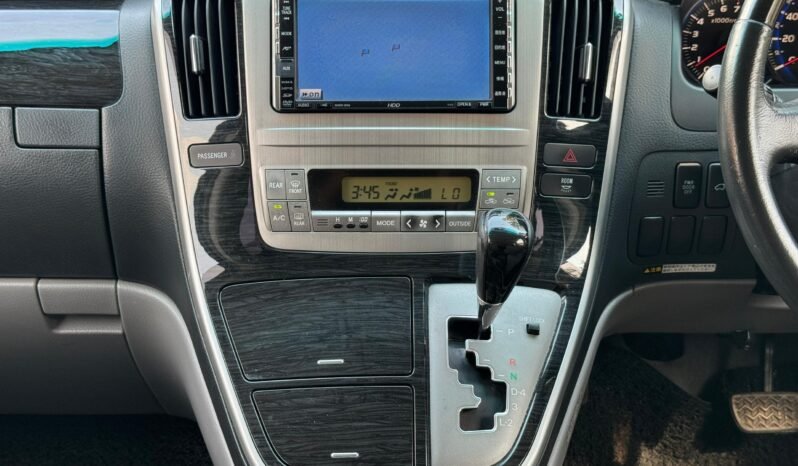 
								TOYOTA ALPHARD 3.0 (A) full									