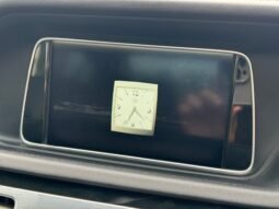 
										MERCEDES BENZ E200 full									