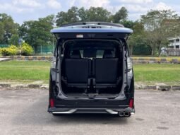 
										TOYOTA VELLFIRE 2.5 (A) full									