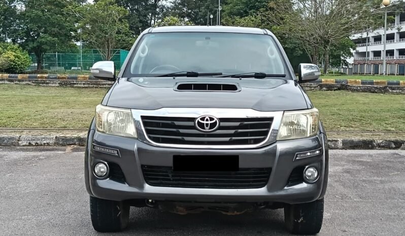 
								TOYOTA HILUX DOUBLE CAB 2.5 AT full									