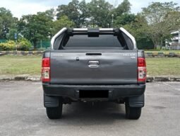 
										TOYOTA HILUX DOUBLE CAB 2.5 AT full									