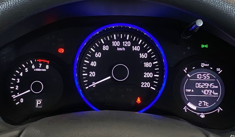 
								HONDA HRV 1.8L E full									