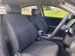 
										HONDA HRV 1.8L E full									