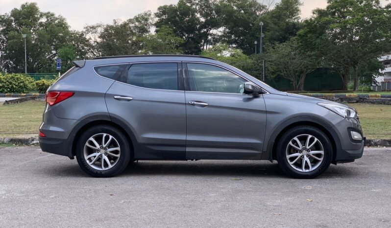 
								HYUNDAI SANTA FE 2.4 G 6AT full									