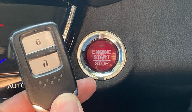 
								HONDA HR-V 1.8L V full									