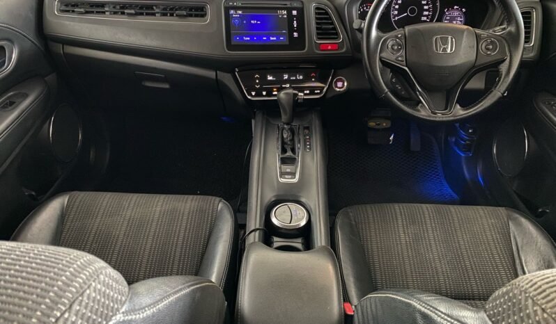 
								HONDA HR-V 1.8L V full									