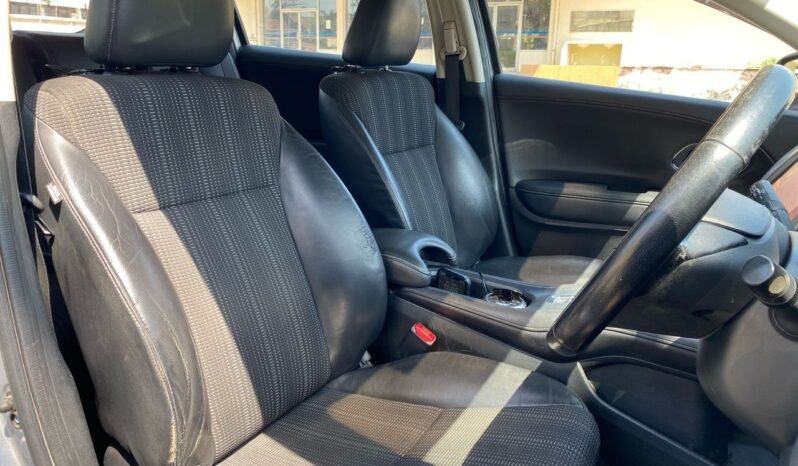 
								HONDA HR-V 1.8L A full									